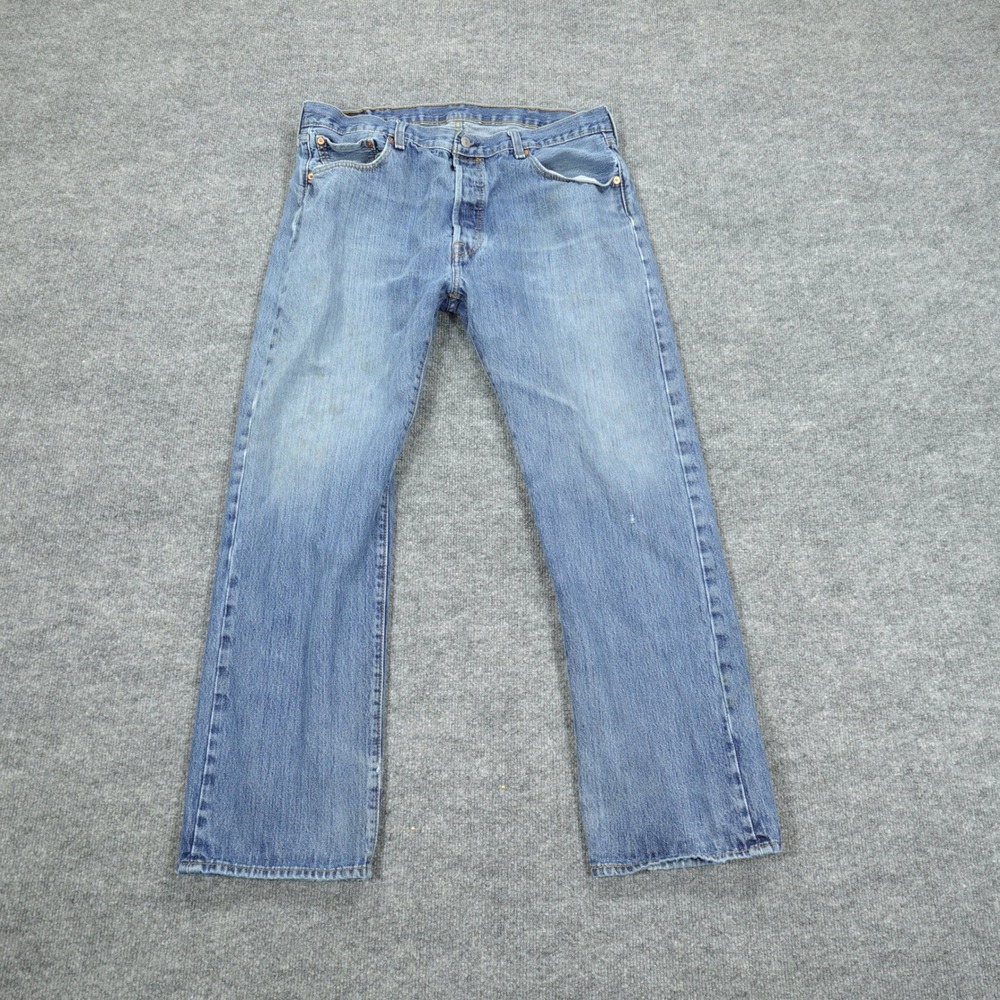 Levi's 501 Jeans Mens 38x32 Blue Straight Leg Button Fly Medium Wash Denim